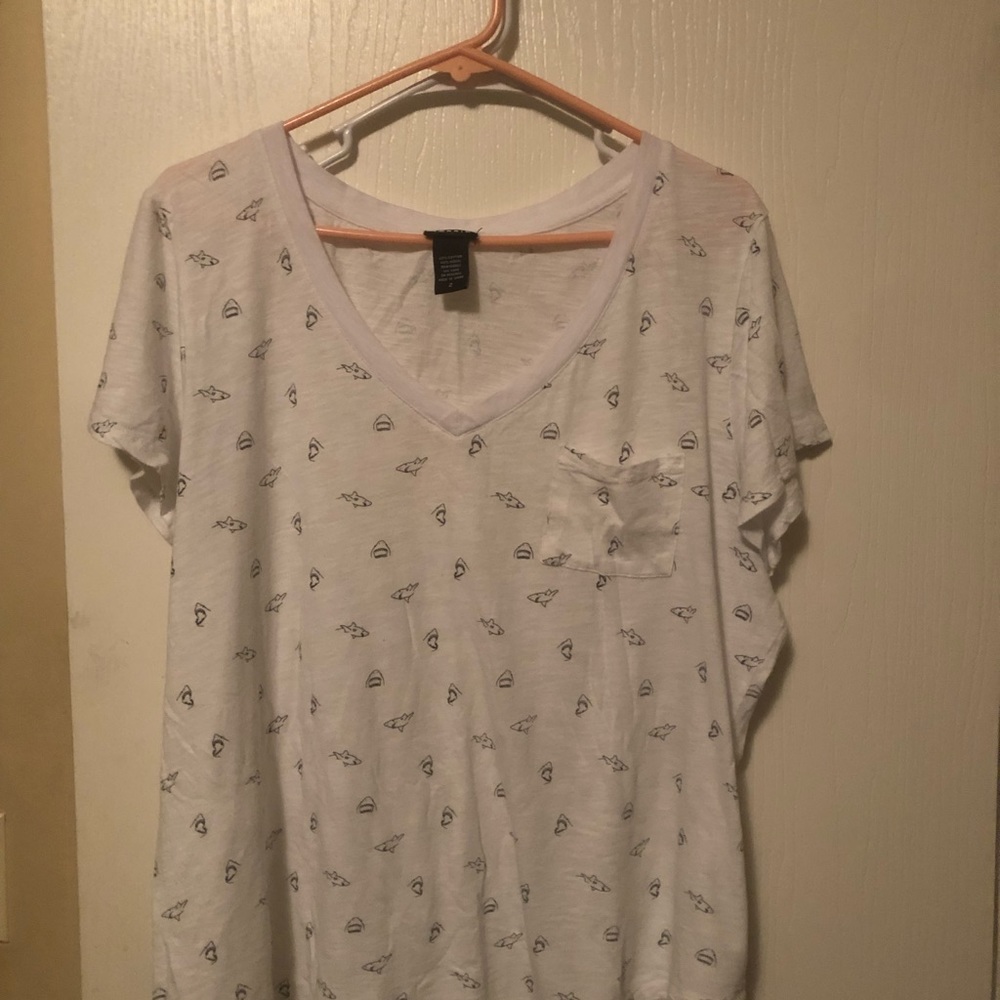 Shark t-shirt